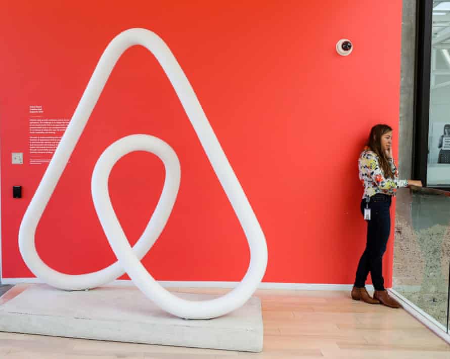 "Não vamos recuar": pequeno B&B de Portland se nega à tentativa legal da Airbnb de "monopolizar" as letras 'bnb'