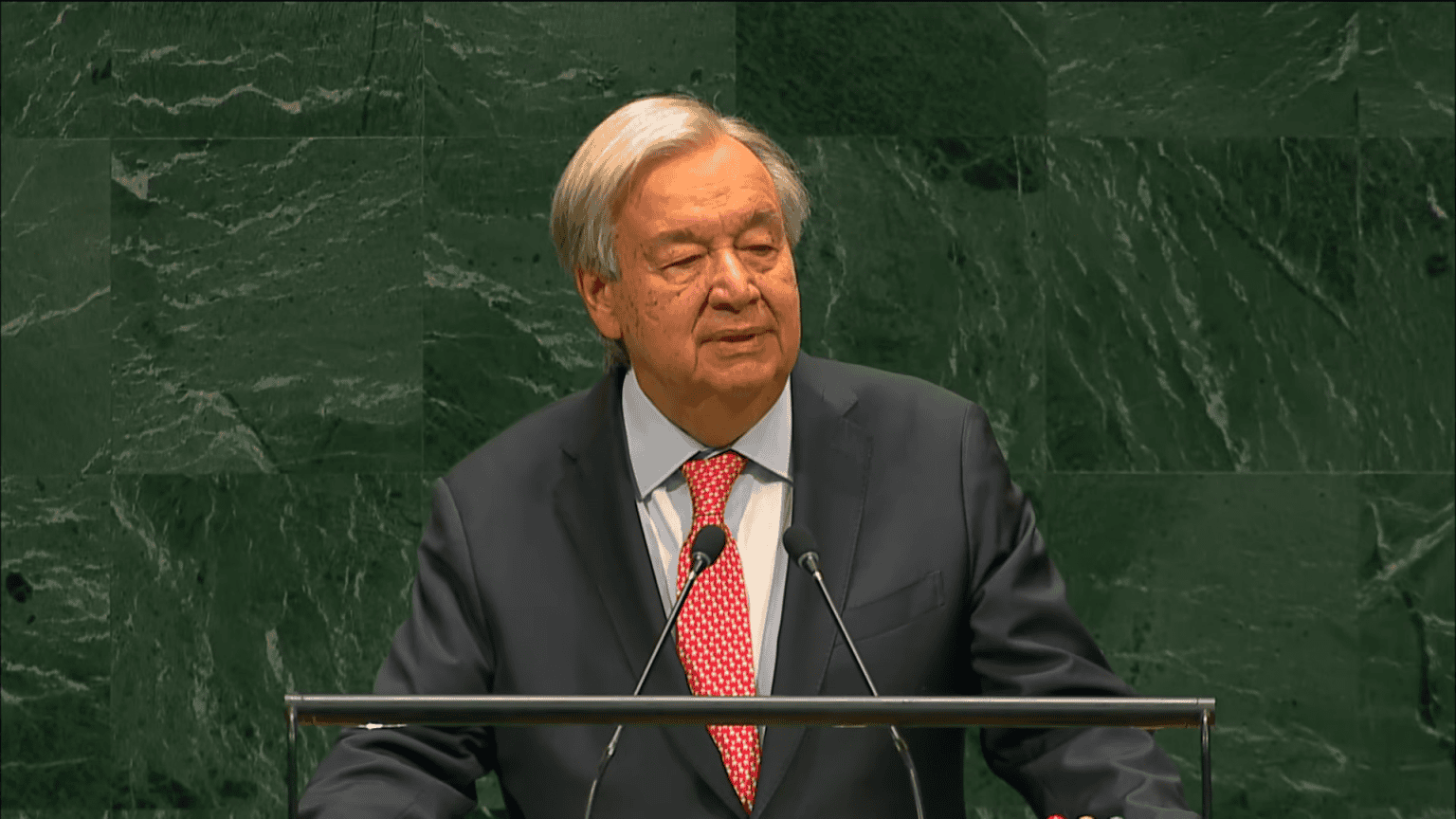 “Estão ficando cegos”: ONU alerta que avanço da inteligência artificial supera capacidade humana de entendê-la