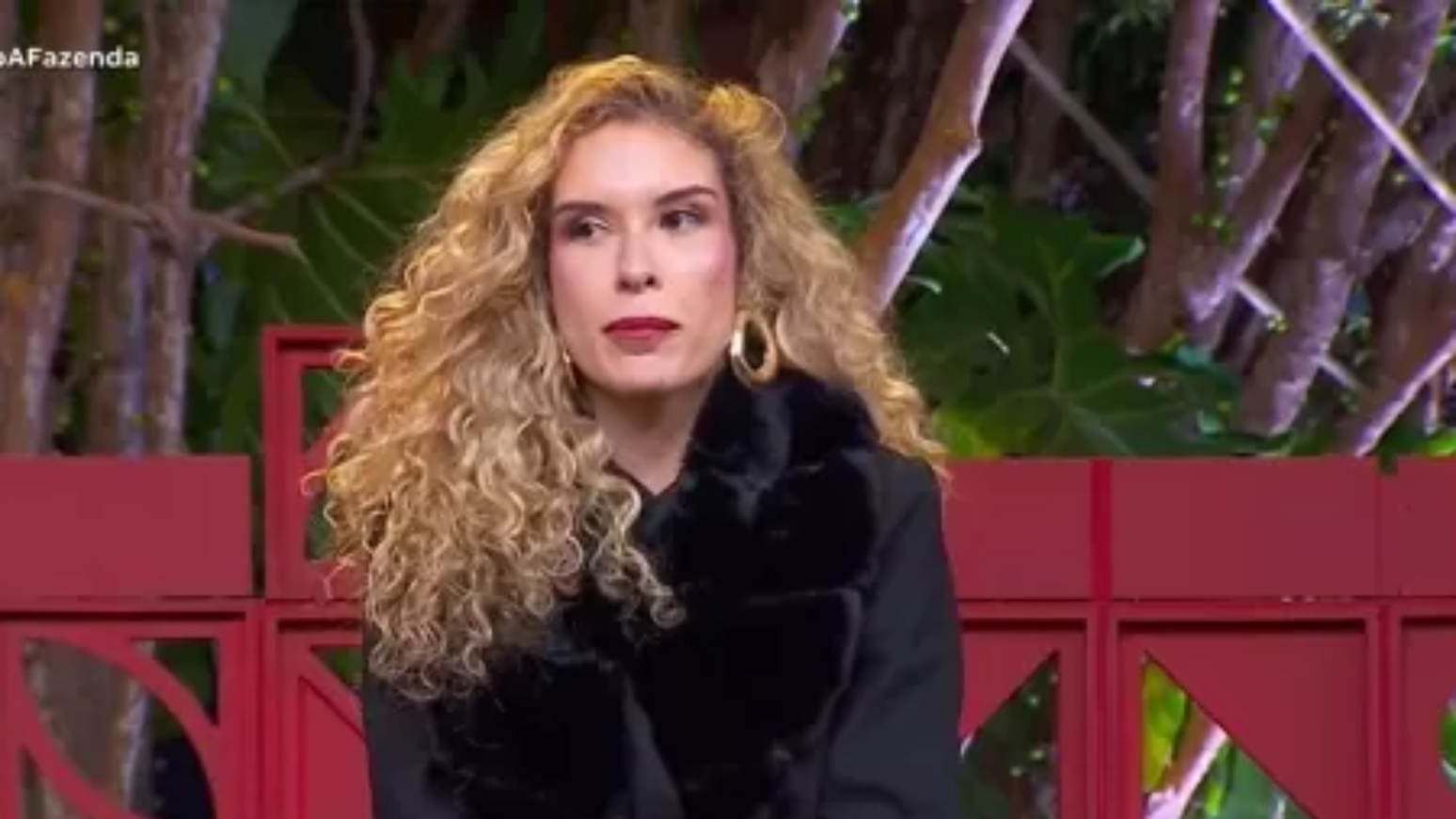 'A Fazenda 18' Stephanie é eliminada e deixa herança de quem ficará imune