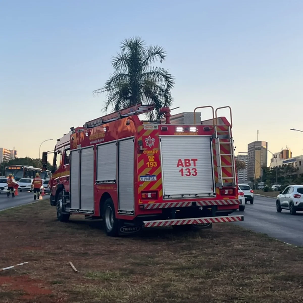 Menina de 12 anos é atropelada enquanto vendia pipoca em sinal da W3 Norte