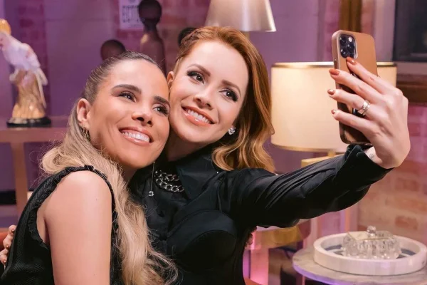 Sandy abre o jogo sobre rivalidade com Wanessa Camargo: "Criaram isso"