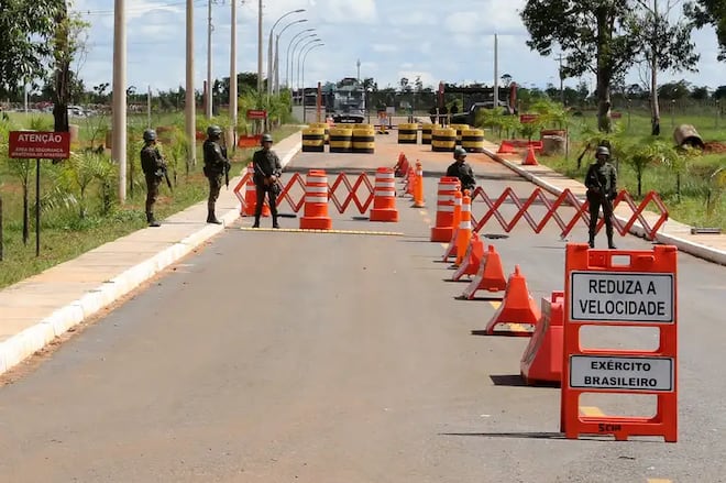 Governo tira R$ 83 milhões de repasses a estados e cria verba para presídios federais