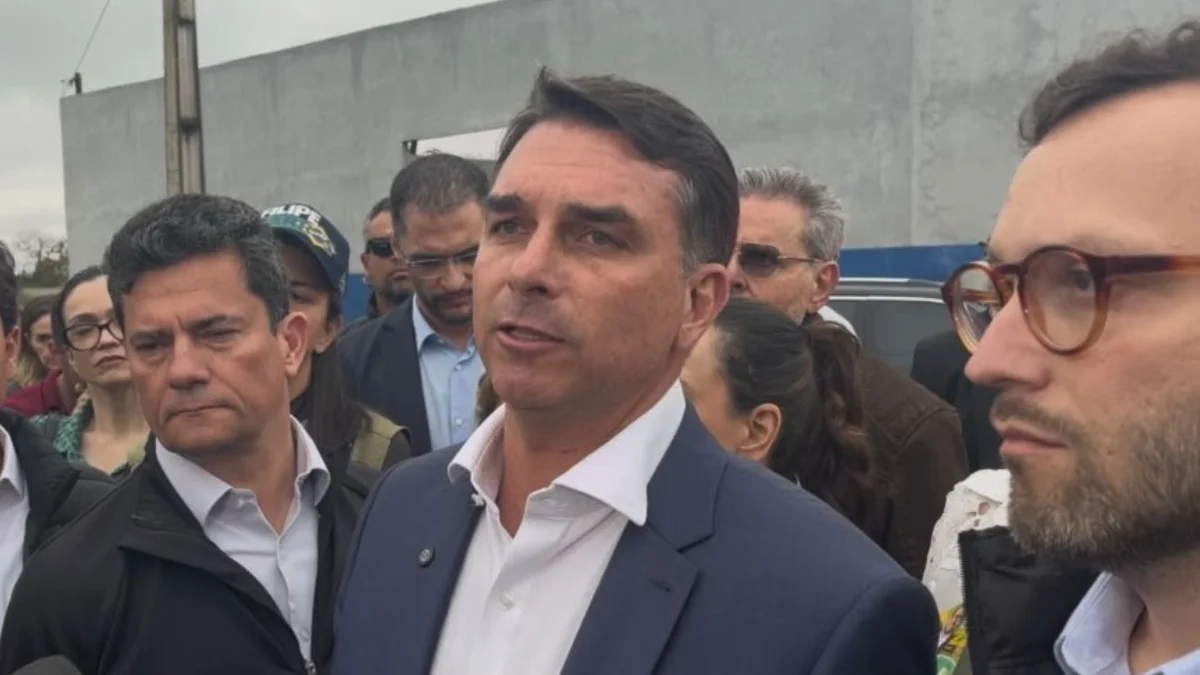 BTG/Nexus: com 50%, Flávio Bolsonaro é mais rejeitado que Lula, que tem 48%