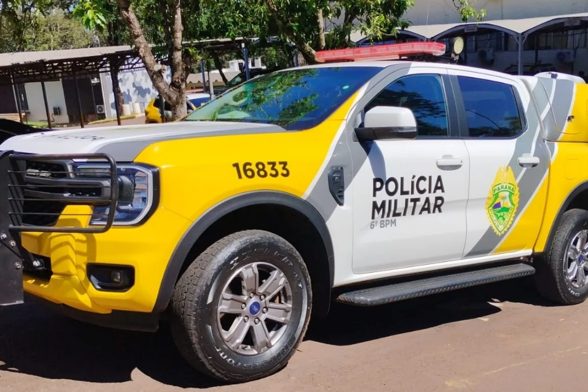 Imagem colorida, viatura da PMPR- Metrópoles