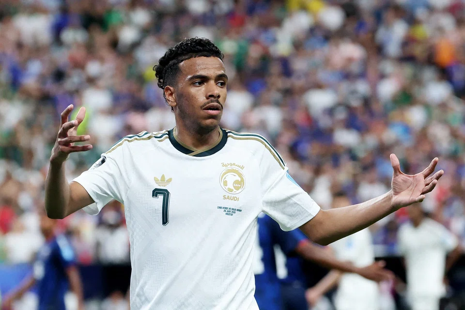A Arábia Saudita deixa Al Juwayr fora da seleção para a Copa do Golfo por questão 'disciplinar'