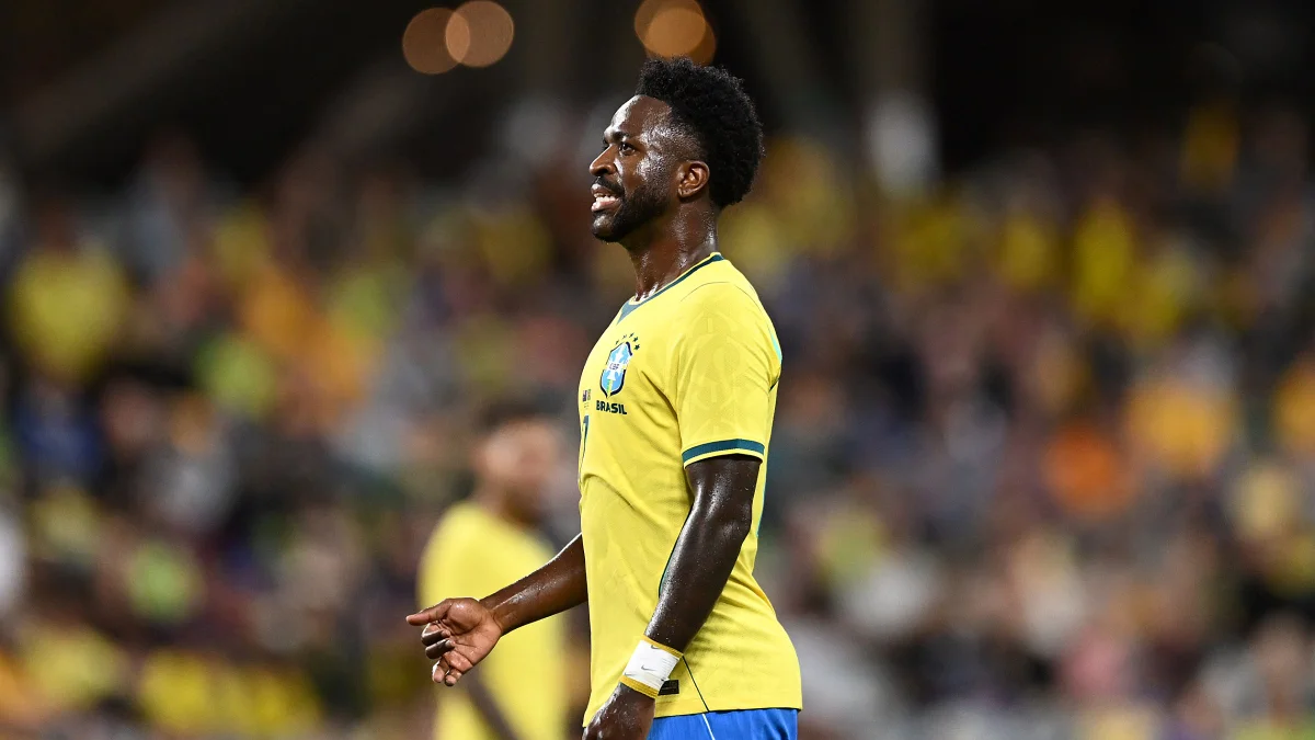 Vini Jr. é criticado na web após atuação ruim contra a Austrália