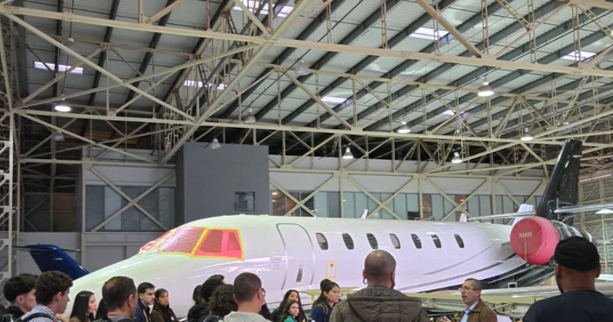Voar Aviation recebe estudantes e profissionais de aviação e divulga abertura de oportunidades de trabalho