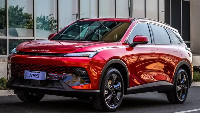 Etanol como aliado: rival da BYD já tem data para estrear carros híbridos com motor flex