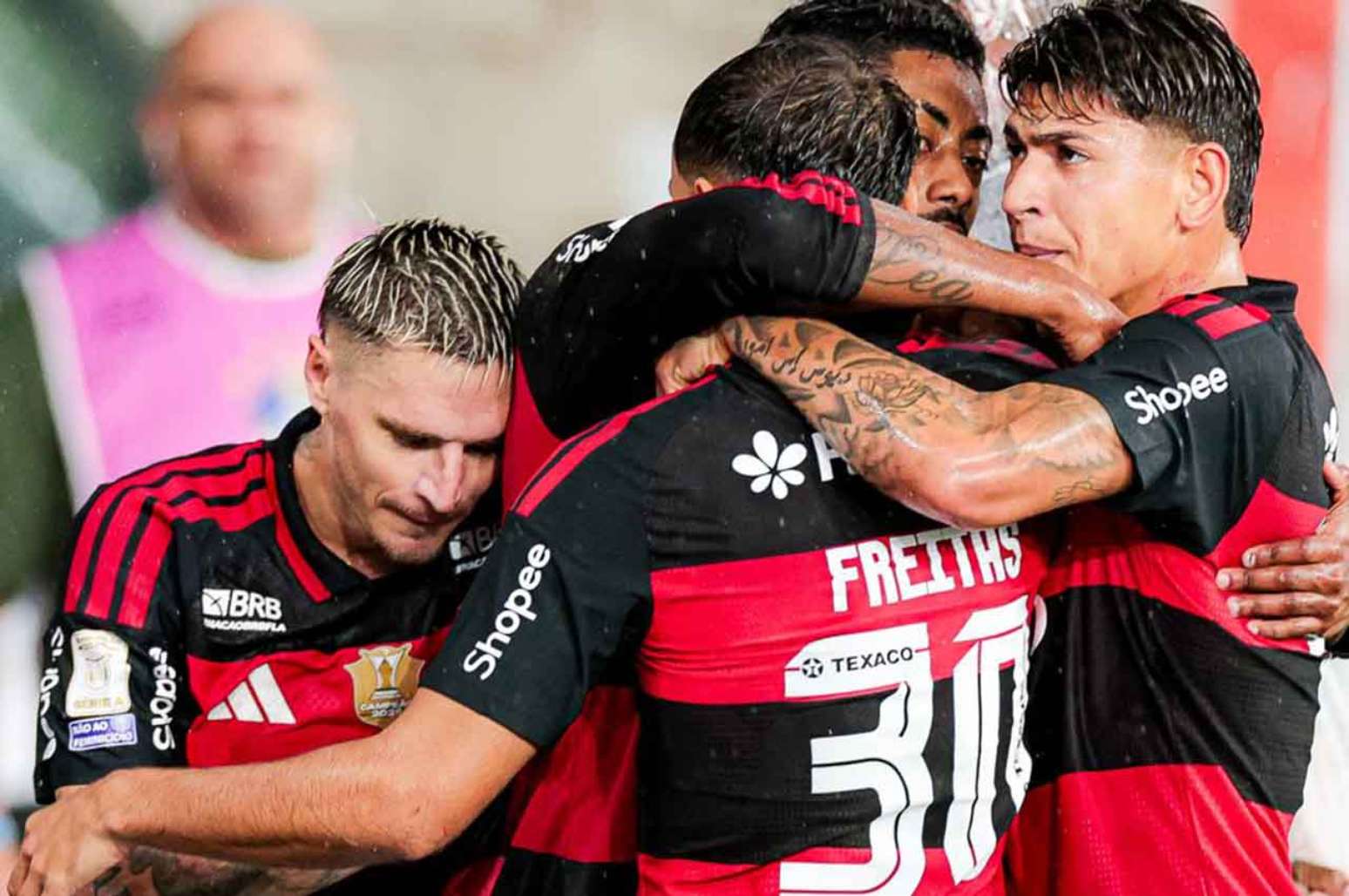 Flamengo segue na lideran&ccedil;a do Brasileir&atilde;o &ndash;