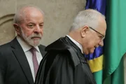 Em 1 mês de campanha, Lula encarou crises e viajou menos do que Flávio - imagem 3