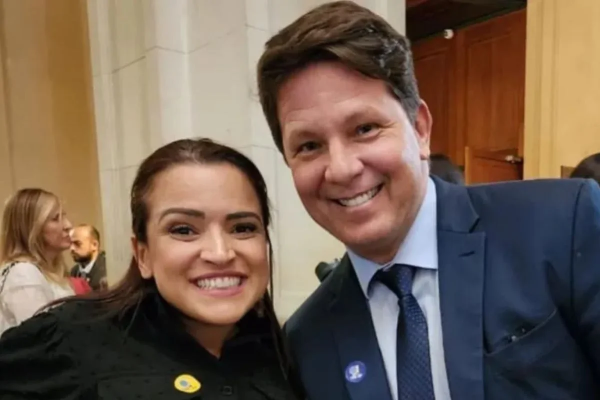 Karina Gama e Mario Frias