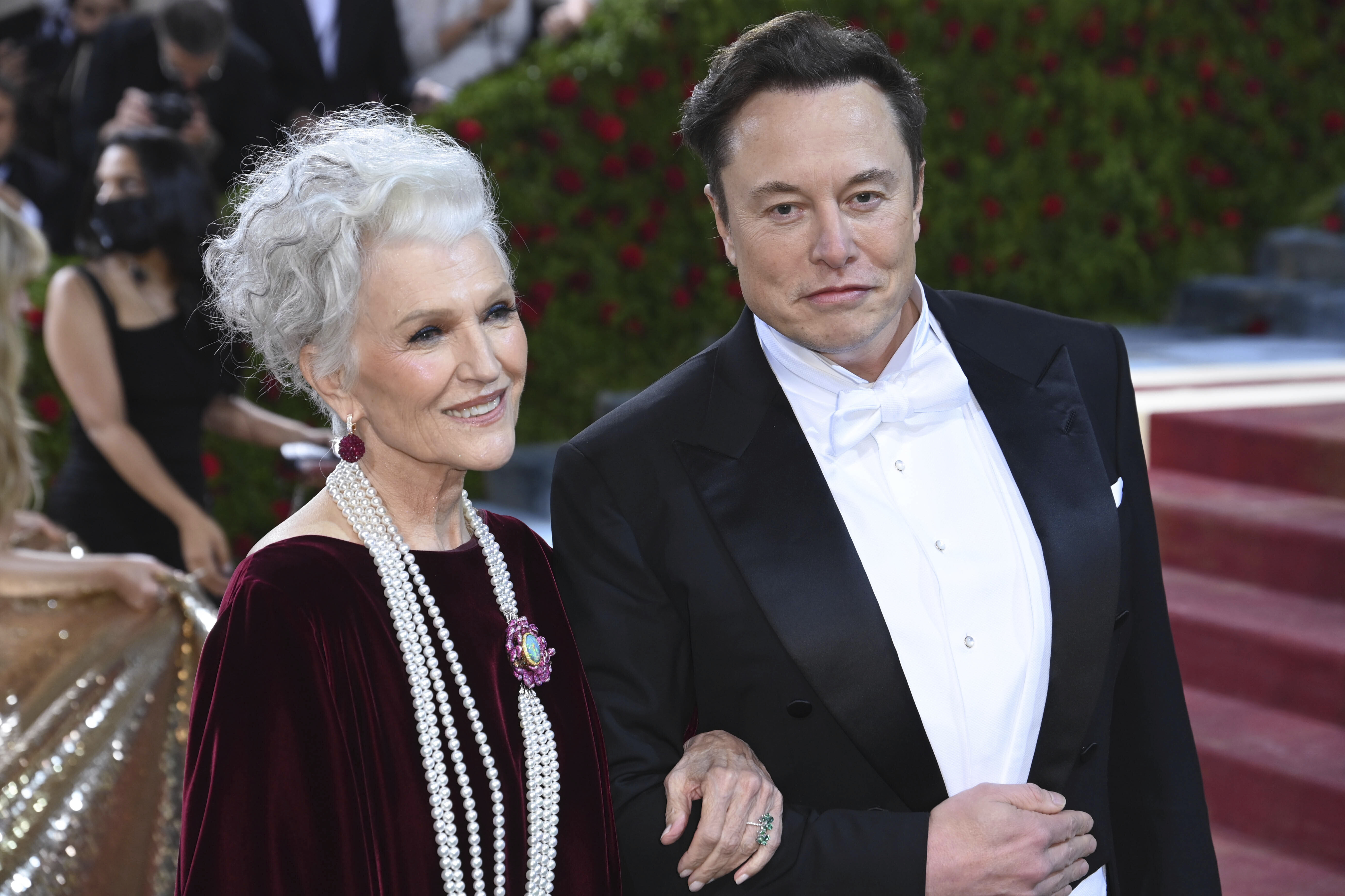 Maye Musk: Elon realmente quer viver em Marte nas próximas décadas