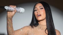 Tiro trocado? Marina Sena rasga boneco de pano no palco, e Juliano Floss posta foto de Emília