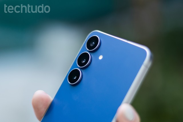 5 celulares irresistíveis que fazem a gente esquecer o orçamento