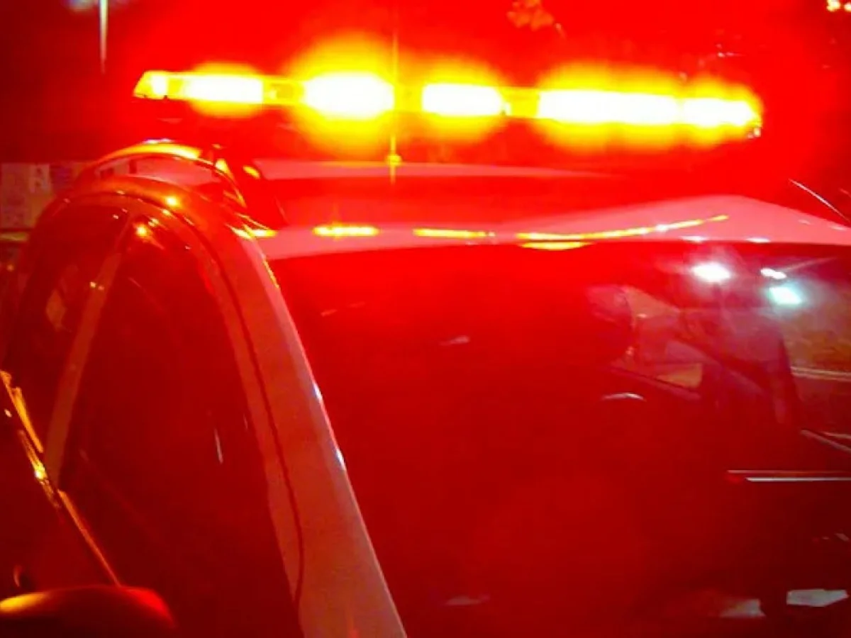 Grupo joga bomba em bar por "desafio" e deixa 3 clientes feridos em Goiânia