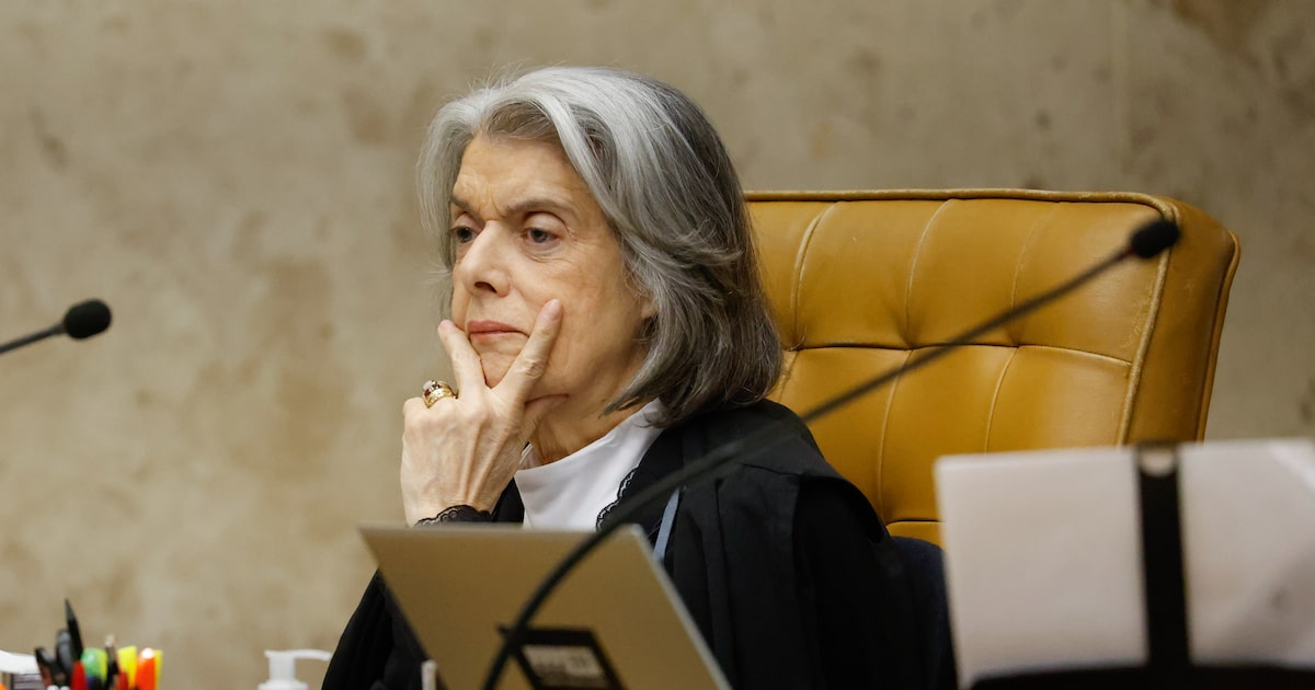 Cármen Lúcia diz lamentar descrença e desânimo com instituições em meio à crise no STF