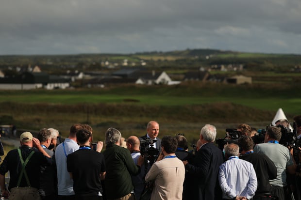 Donald Trump dobra a aposta no apoio à Irlanda unida