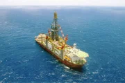 Governo prorroga por 60 dias cobrança de imposto de 12% sobre exportação de petróleo