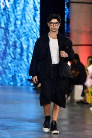 Mikaela Gomes, veterana do Metrópoles Catwalk, brilha no 3º dia de desfiles