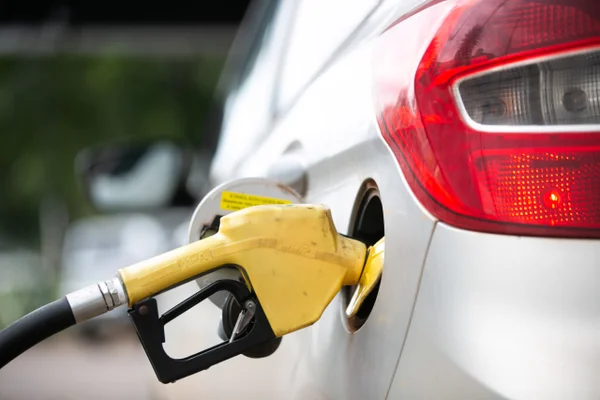 Alta do petróleo pressiona subsídio do governo Lula às vésperas do 1º turno