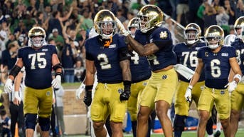O futebol de Notre Dame limita o Michigan State a 167 jardas totais em vitória em casa por 27-10