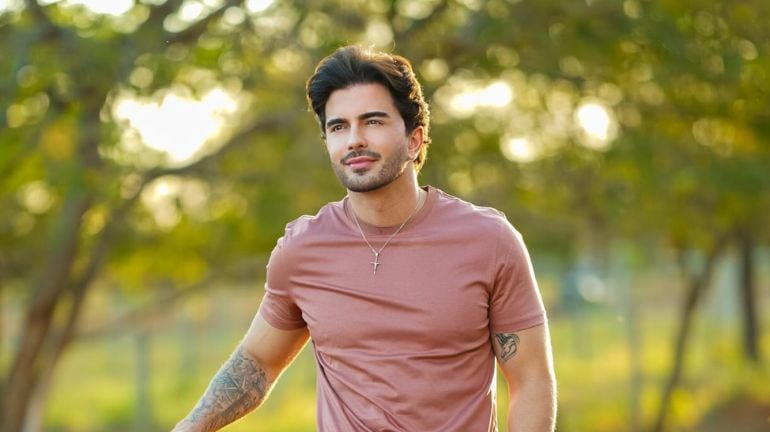 Aguinha na cara? Carelli avisa que episódio desta quarta (16) vai mostrar o estopim da treta entre Darlin Ferrattry e Giovanna Gold