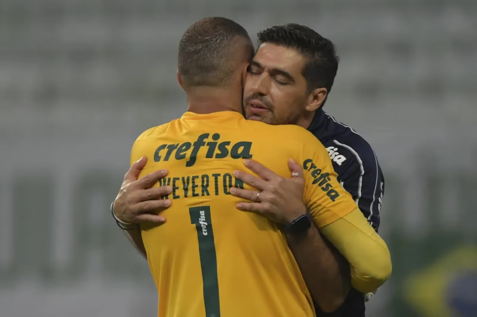 Abel Ferreira deve ter uma saudade enorme deste abraço. Mas não vai admitir jamais Cesar Greco/Palmeiras