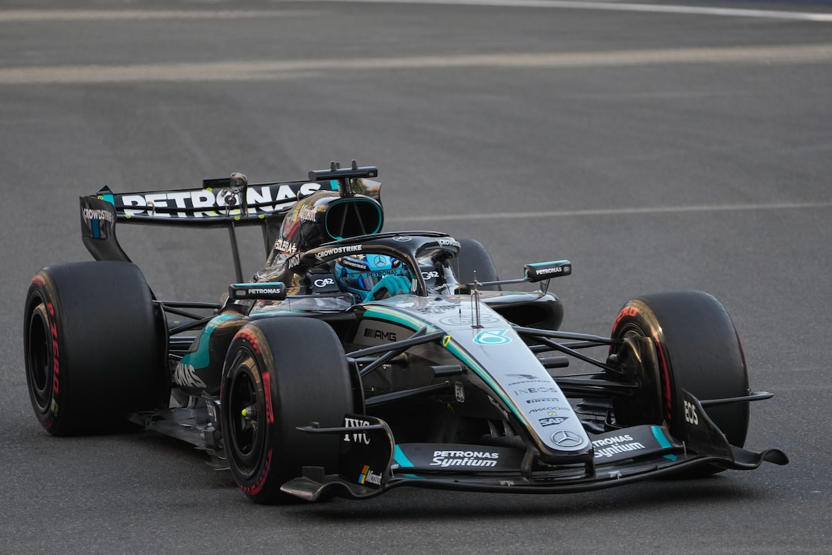 F1: Russell domina o dia de treinos livres para o GP do Azerbaijão; Bortoleto é o 14º