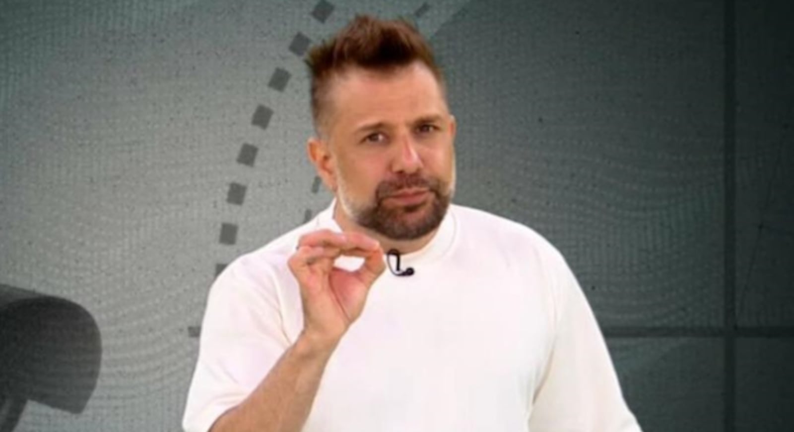 Nova temporada marca volta de Elcio Coronato Divulgação/RECORD