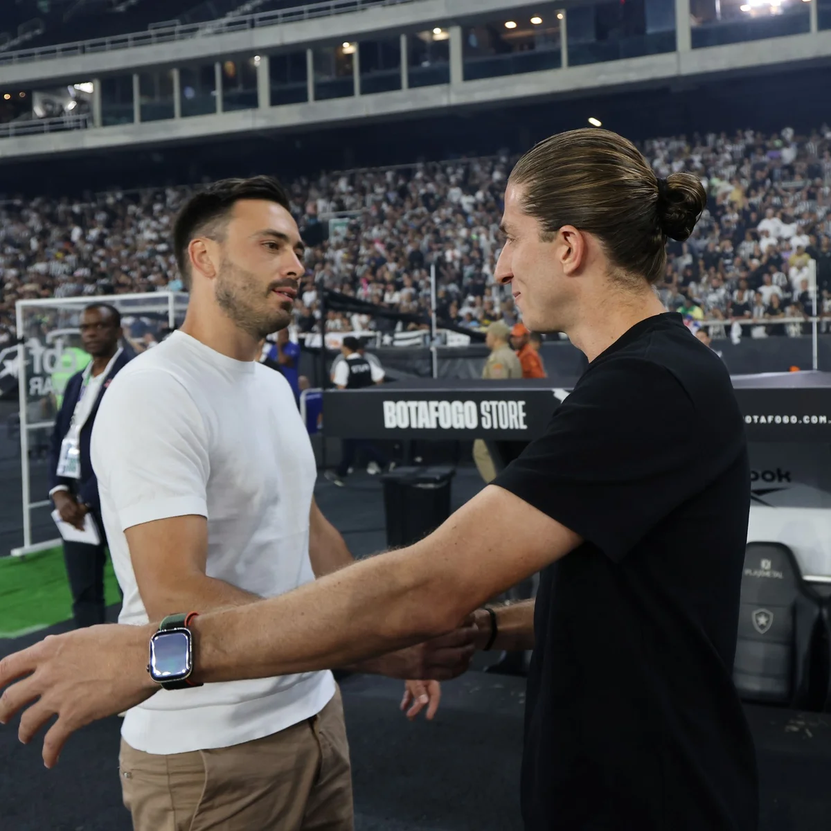 Técnicos que saíram do Brasileirão lideram o Campeonato Francês