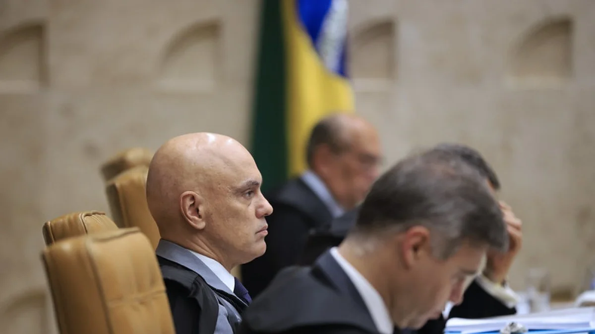 Moraes diz que Mendonça deixou 180 documentos de fora da quebra de sigilo