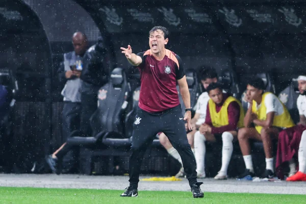 Craque Neto revela temor por rebaixamento do Corinthians após nova derrota - destaque galeria