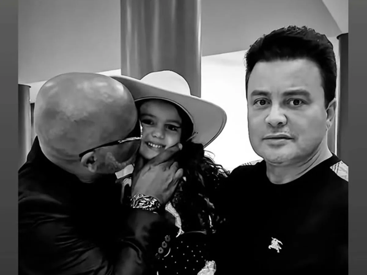 Renner compartilha homenagem de artista mirim após morte de Rick