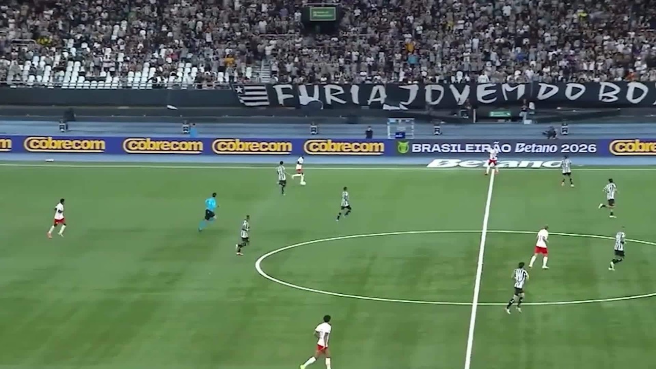 CBF reconhece erro na expulsão de Wallace Yan no empate em Botafogo x Bragantino pelo Brasileirão