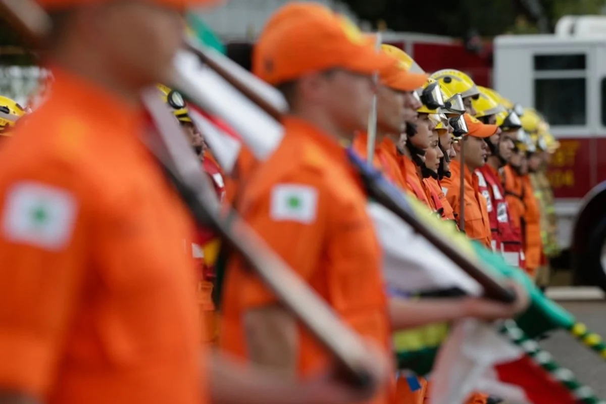 CBMDF abre cadastro reserva para bombeiros veteranos atuarem em escolas