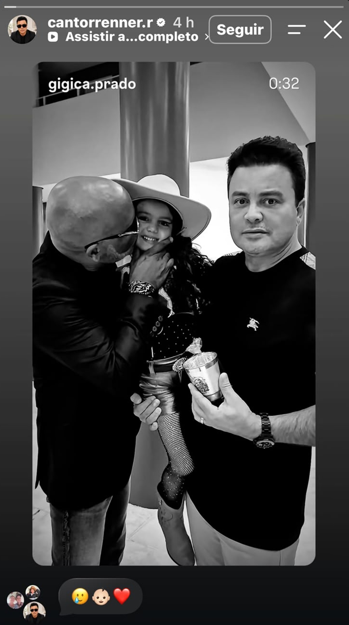 Renner compartilha homenagem de artista mirim após morte de Rick