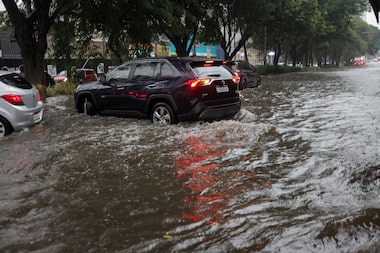 Veja quais erros evitar ao volante no setembro mais chuvoso em SP dos últimos 30 anos