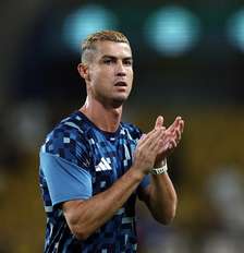 Cristiano Ronaldo durante aquecimento antes da partida entre Al Nassr e Abha pelo Campeonato Saudita 9 de setembro de 2026 REUTERS/Hamad I Mohammed Foto: Reuters