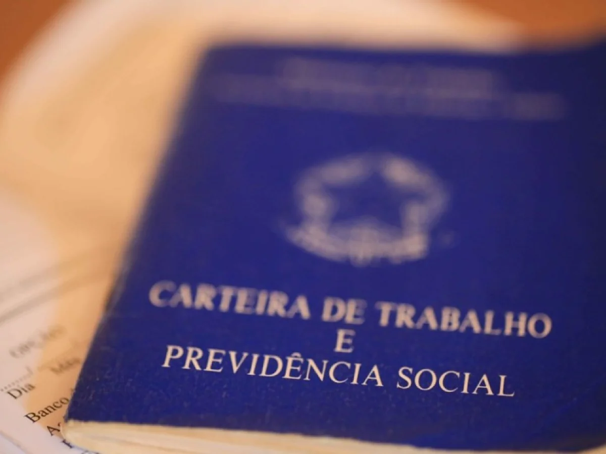 DF começa a semana com 1,3 mil vagas. Salários chegam a R$ 3,5 mil