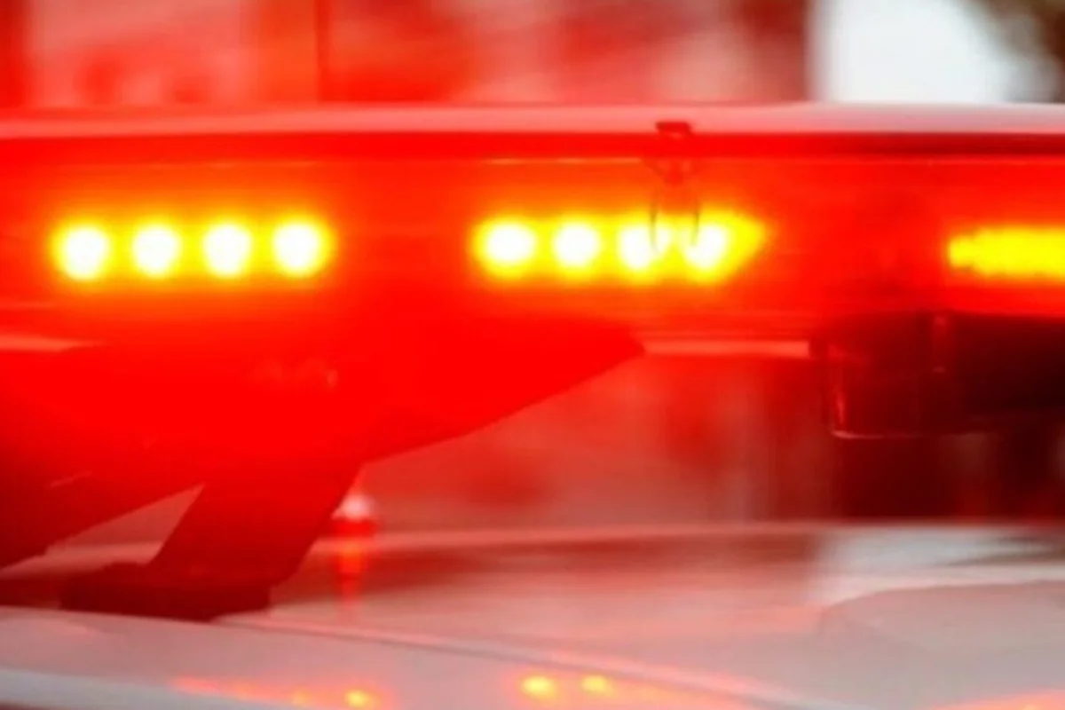 Menino de 12 anos é morto a tiros dentro de casa e um dos suspeitos é preso