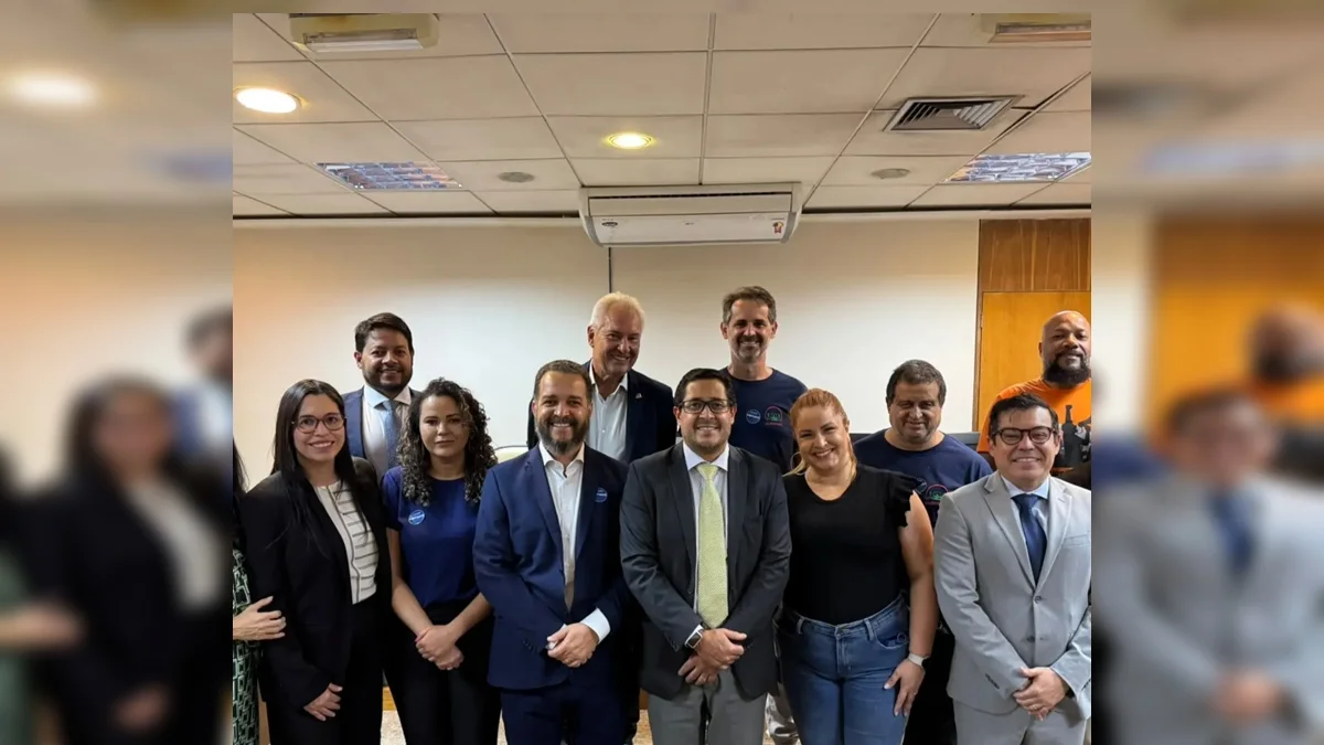 Metroviários aceitam acordo e avaliam encerrar indicativo de greve