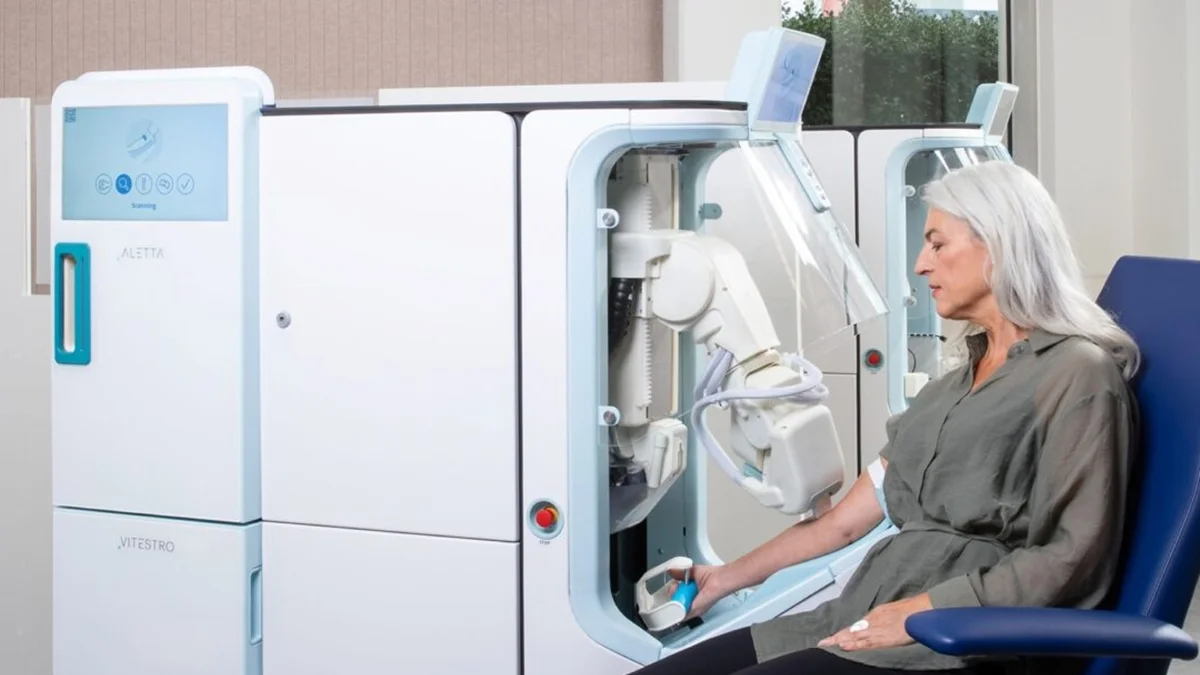 Primeiro robô que automatiza coleta de sangue é liberado nos EUA