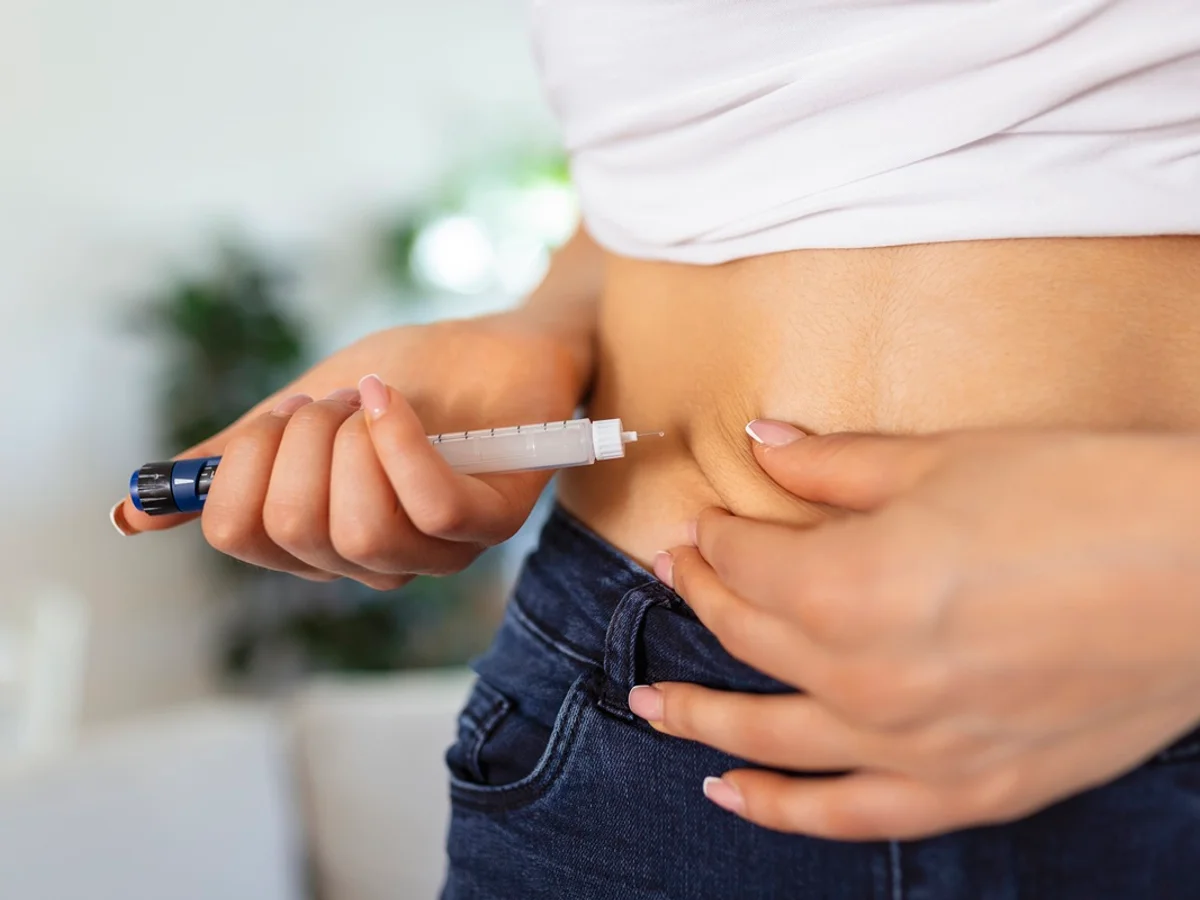 Usa caneta emagrecedora? Nutrólogo revela o que não pode faltar na dieta