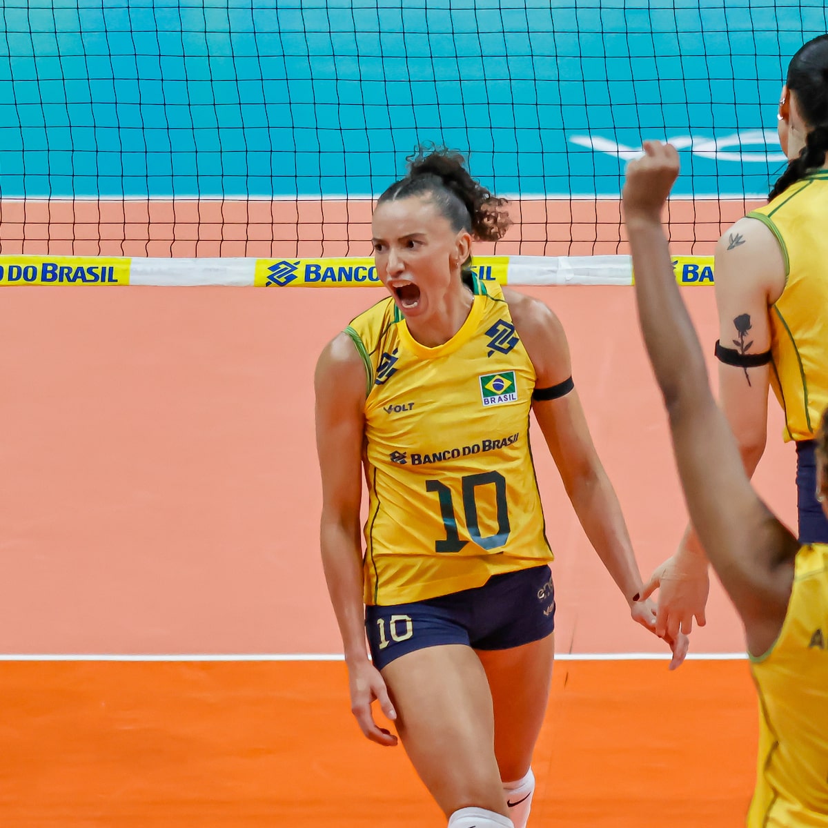 Brasil bate Argentina na final do Sul-Americano de vôlei feminino e garante vaga em Los Angeles-2028