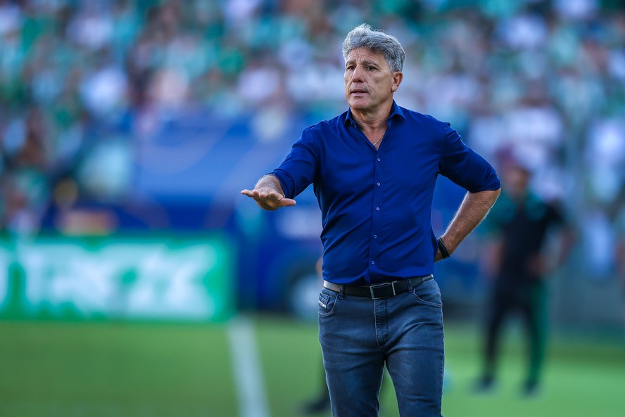 Empresário de Renato se reúne com direção do Grêmio para fechar contrato