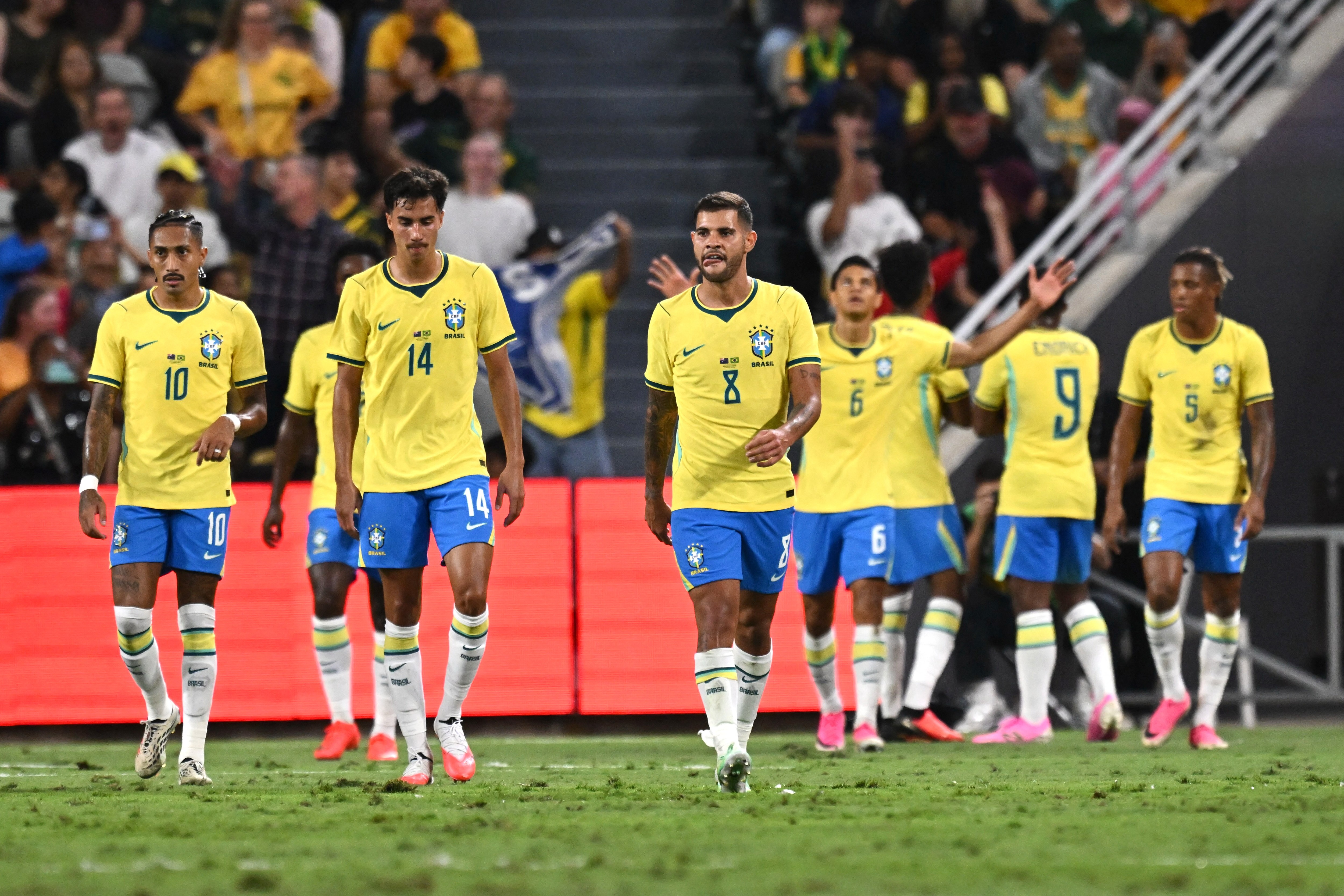 Denilson analisa atuação do Brasil contra a Austrália: "Impressão muito ruim"