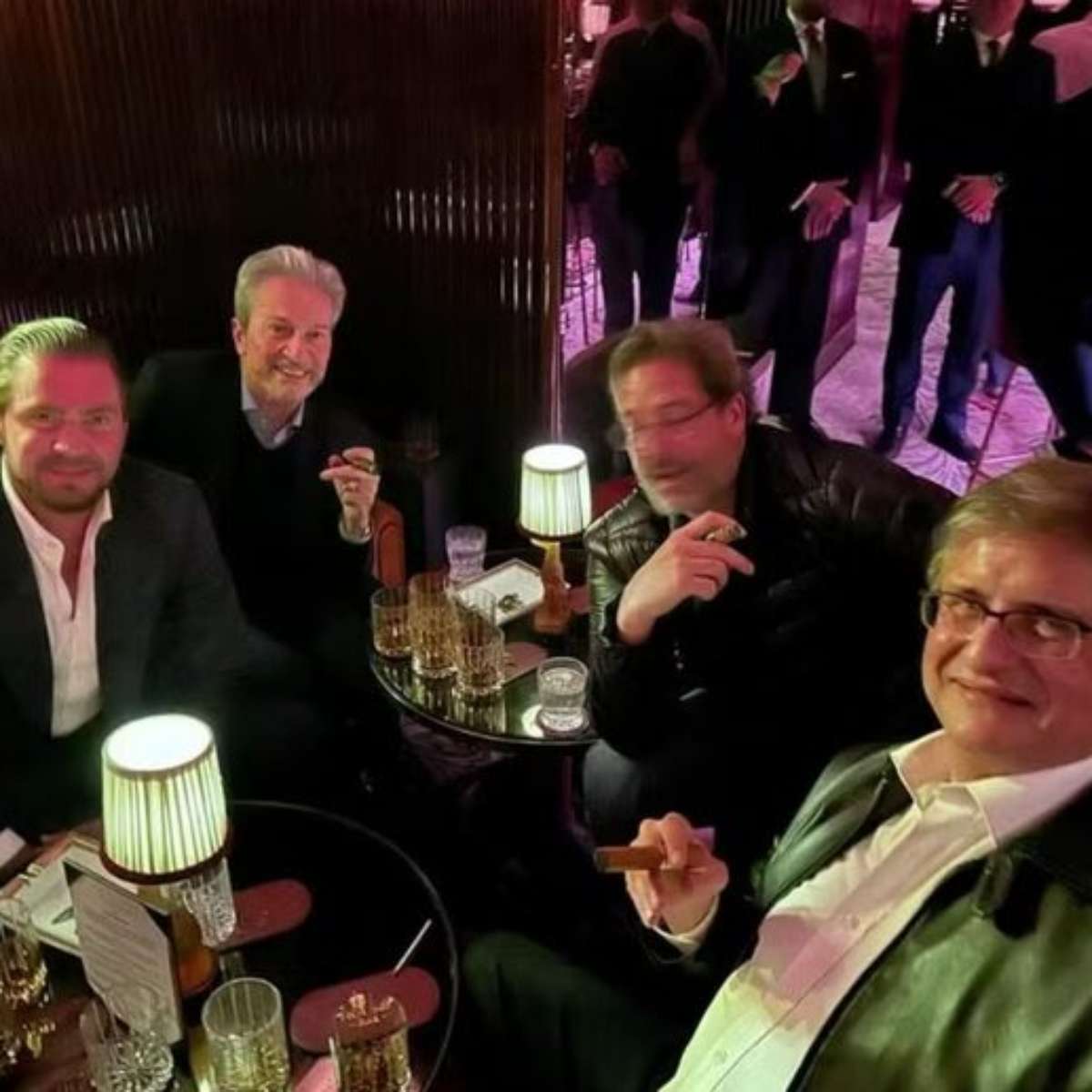 Oposição cobra afastamento de Paulo Gonet da PGR após foto com Vorcaro em Londres