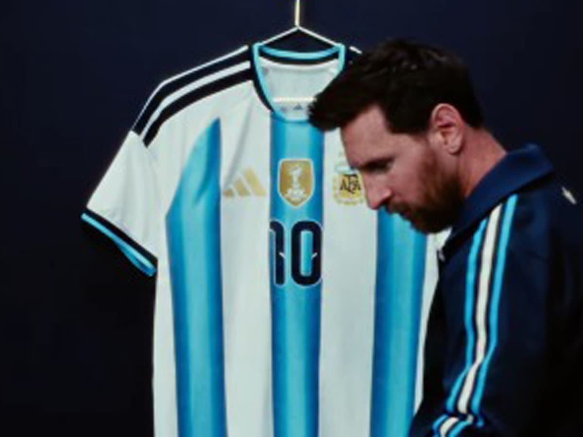 Las dudas sobre la continuidad del entrenador se dan en el marco del anunciado retiro de Lionel Messi de la selección