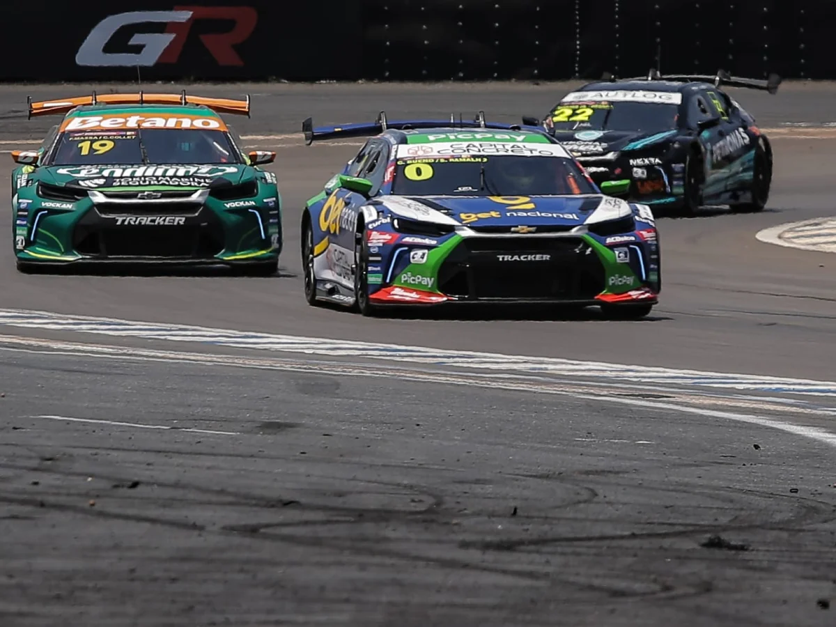 Gabriel Casagrande e Gabriel Robe lideram primeiro treino da Stock Car