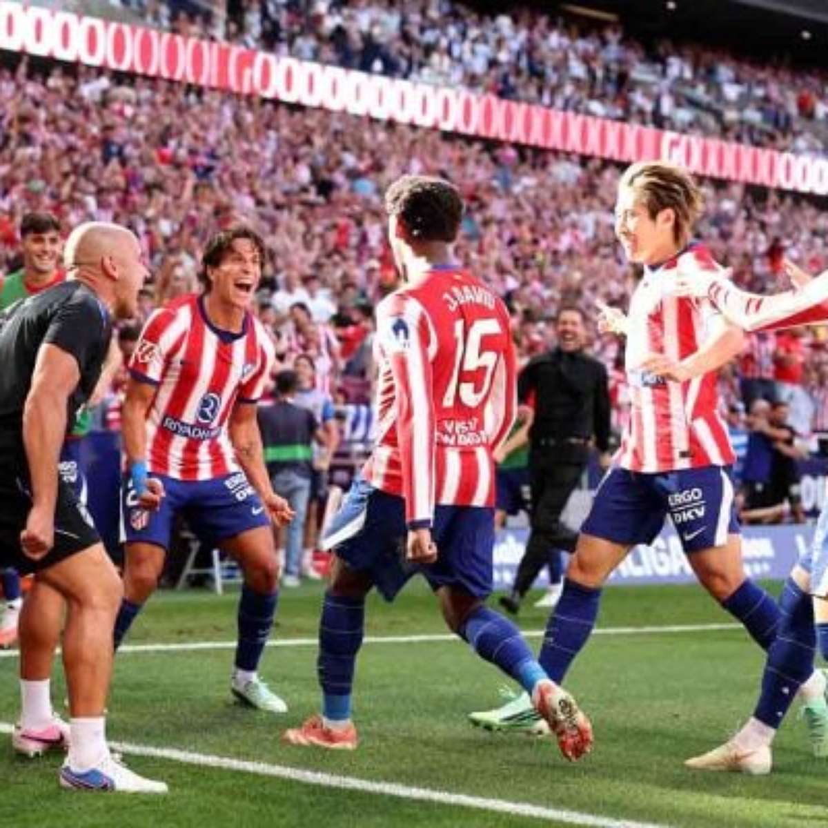 Atlético aproveita um a mais e derrota o Real Madrid por La Liga